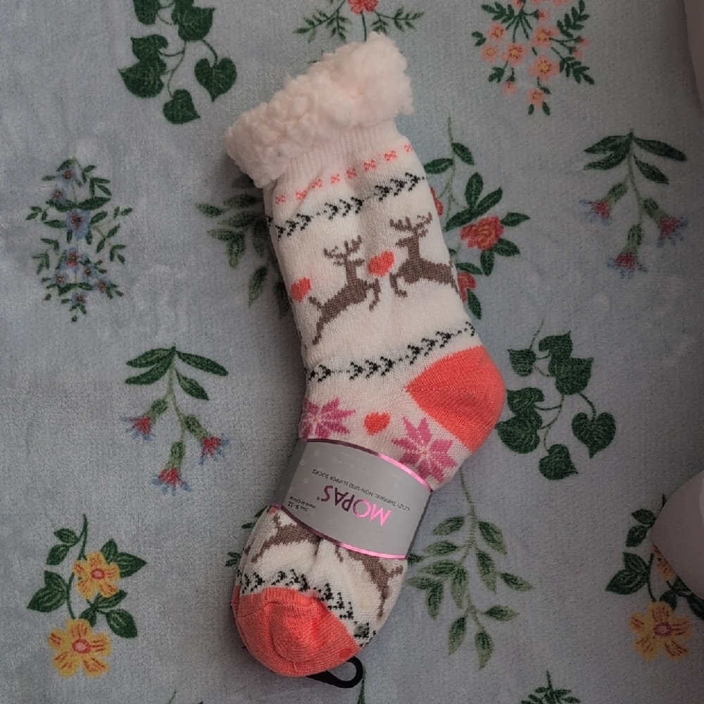 NWT Women's Mopas Holiday Reindeer Cozy Fuzzy Socks - Pink & White